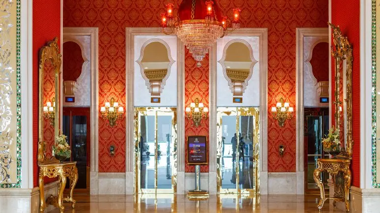 هتل اسپیناس پالاس