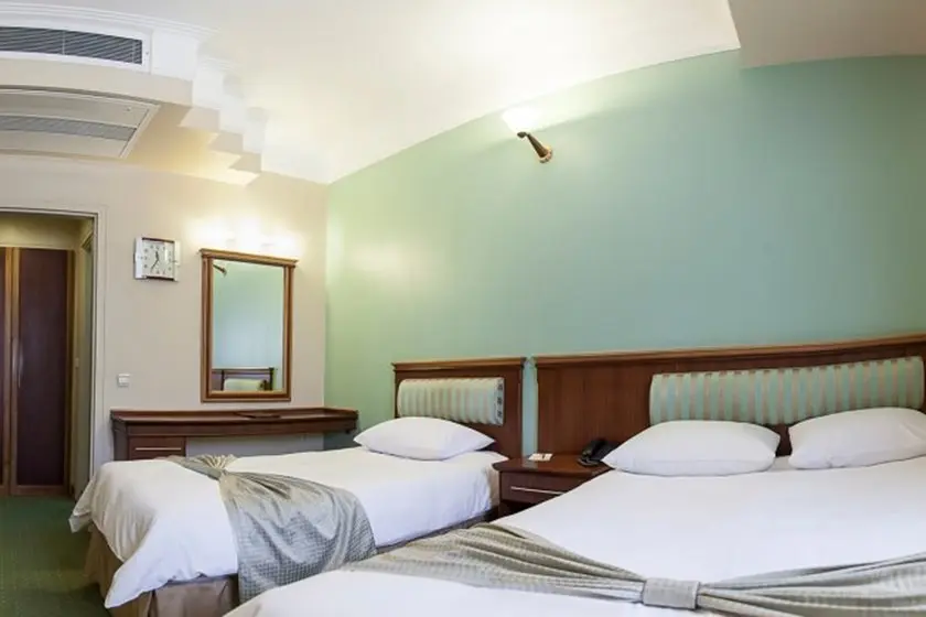 Escan Forsat Hotel